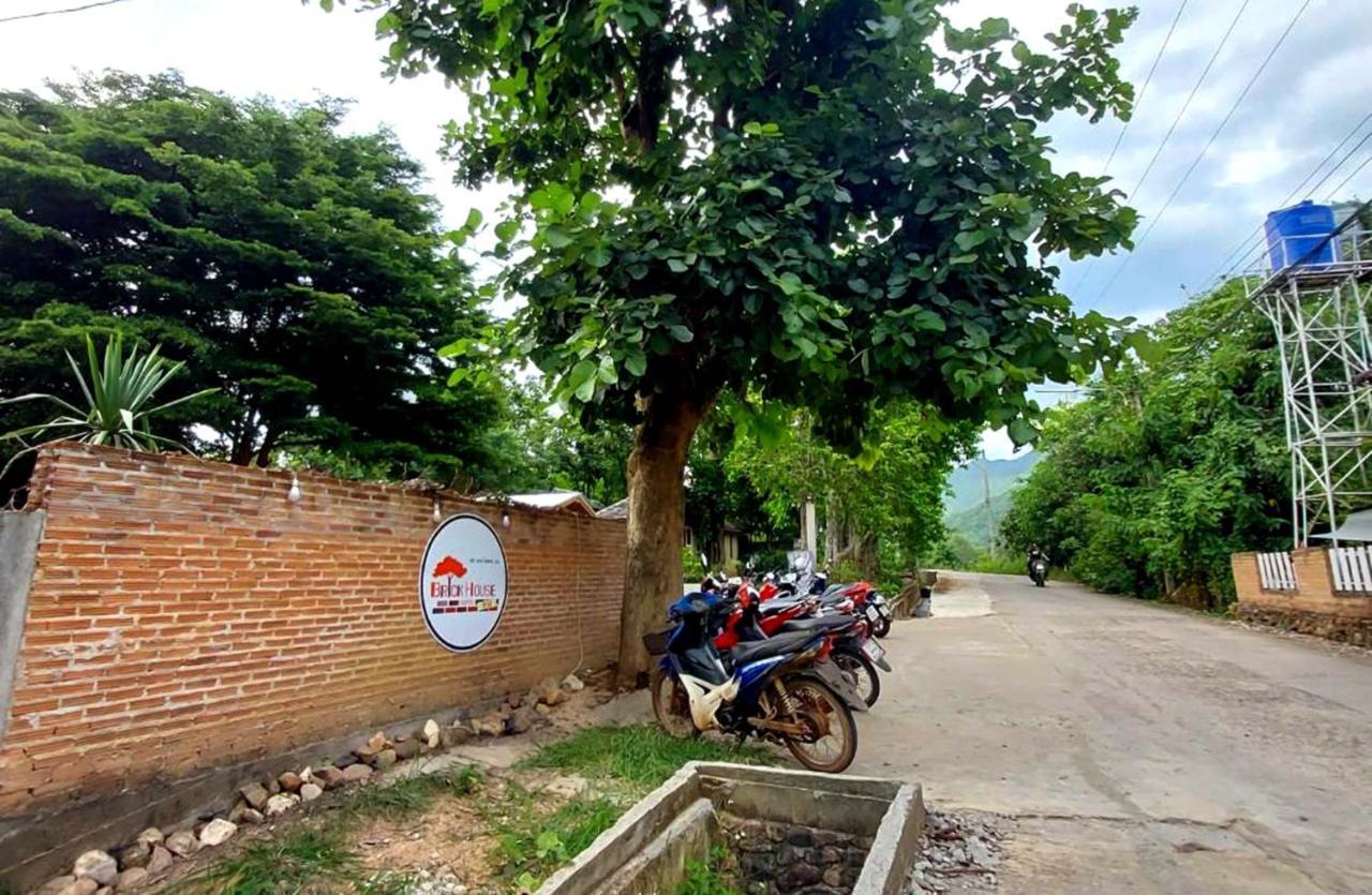 Brick House Hostel Pai Exterior photo