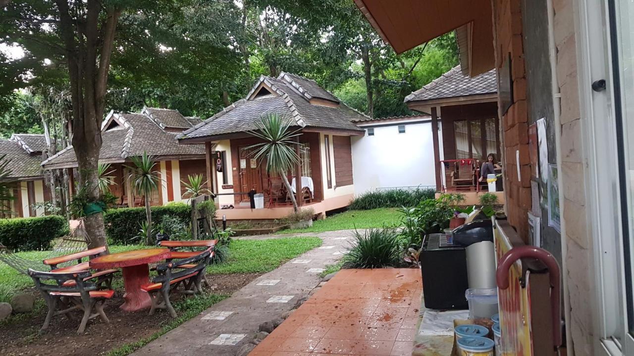 Brick House Hostel Pai Exterior photo
