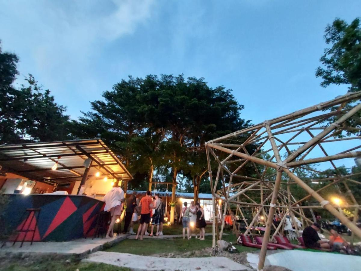 Brick House Hostel Pai Exterior photo