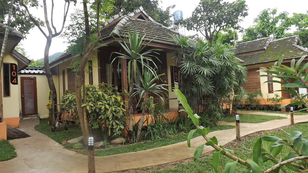 Brick House Hostel Pai Exterior photo
