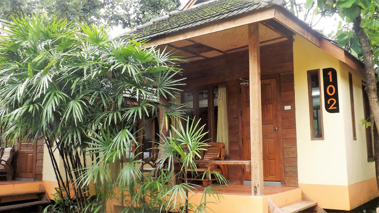 Brick House Hostel Pai Exterior photo