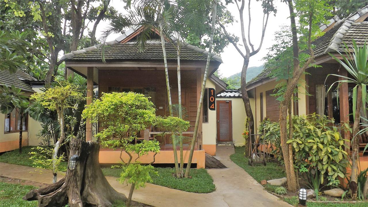 Brick House Hostel Pai Exterior photo