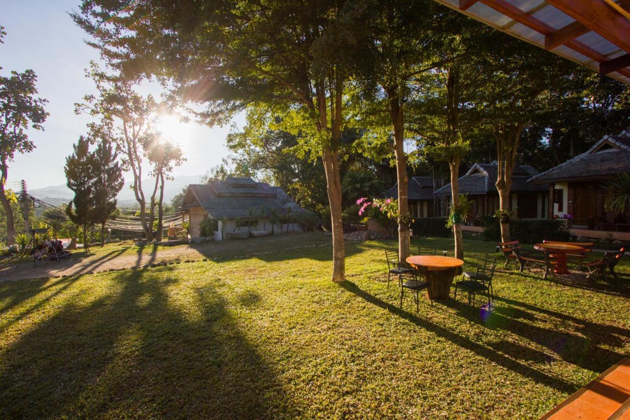 Brick House Hostel Pai Exterior photo